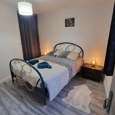 Appartement Rethel - Netflix - Marc & Cecile Exterior photo